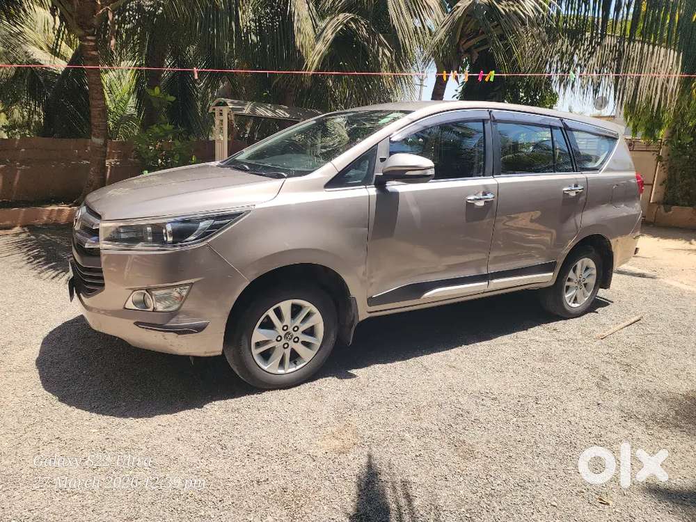 Toyota Innova Crysta 2017 Diesel 180000 Km Driven