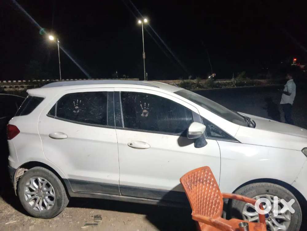 Ford Ecosport 2015 Diesel 195000 Km Driven