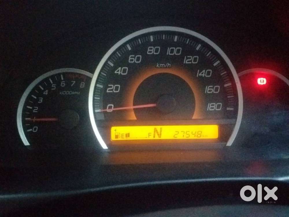 Maruti Suzuki Wagon R Vxi Plus Mt, 2016, Petrol