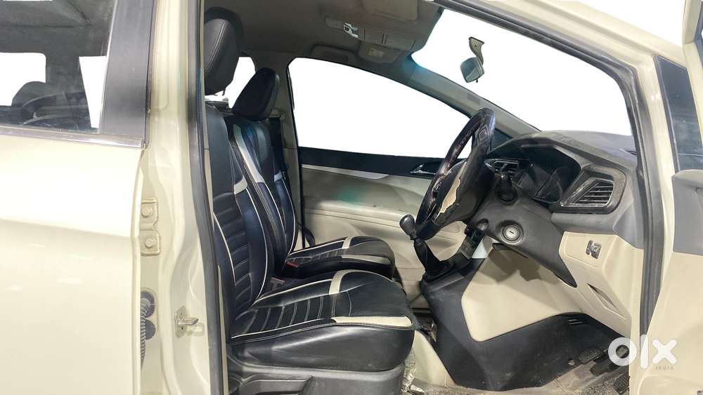 Mahindra Marazzo M6 8str, 2018, Diesel