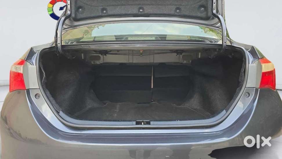 Toyota Corolla Altis 2010-2013 G, 2014, Petrol