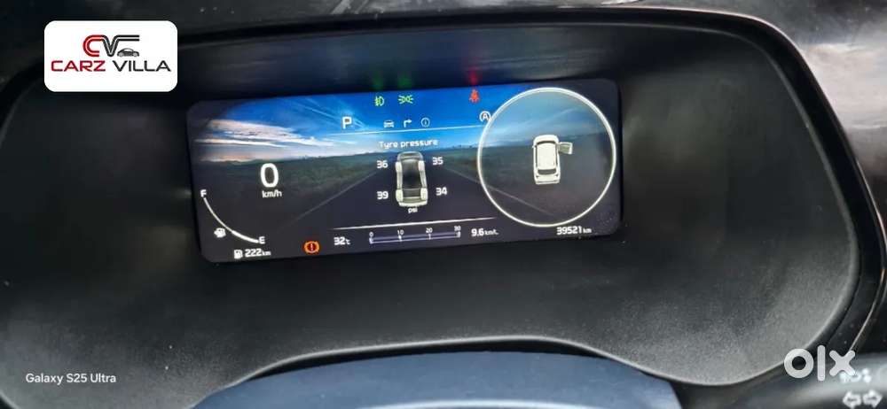 Kia Carens Luxury (o)1.5 Turbo Petrol Dct 7 Str, 2024, Petrol