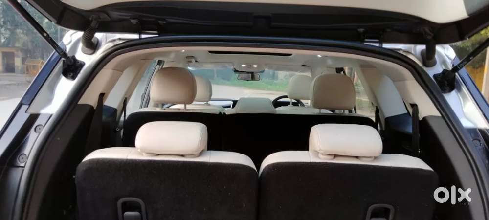 Mahindra Xuv700 2.2 Ax 7 Diesel At Str Awd, 2022, Diesel