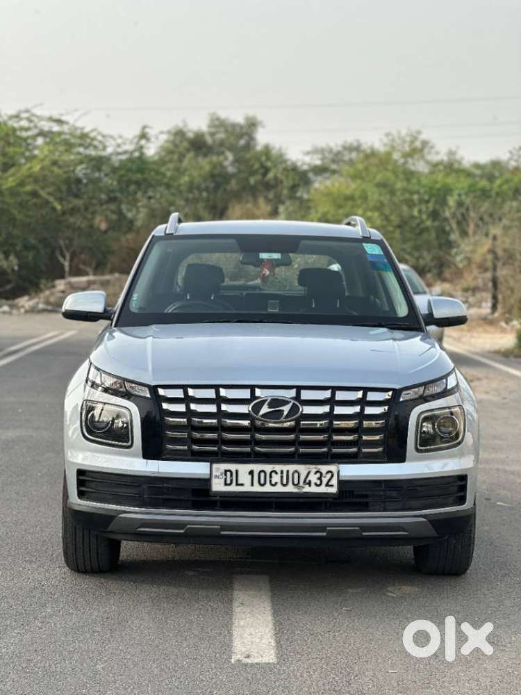 Hyundai Venue 1.0 Sx (o) Turbo Dct, 2022, Petrol