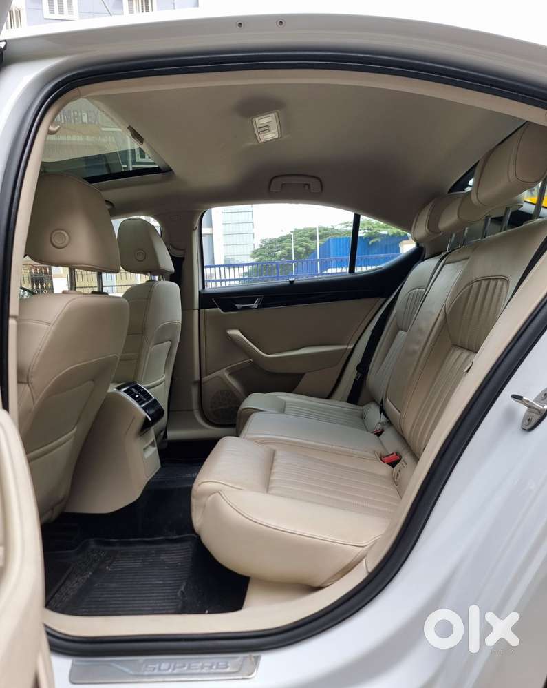 Skoda Superb 2.0 L&k Tsi At, 2021, Petrol