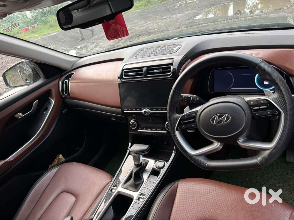 Hyundai Alcazar 2.0 Signature (o) Petrol At 7 Str, 2022, Petrol