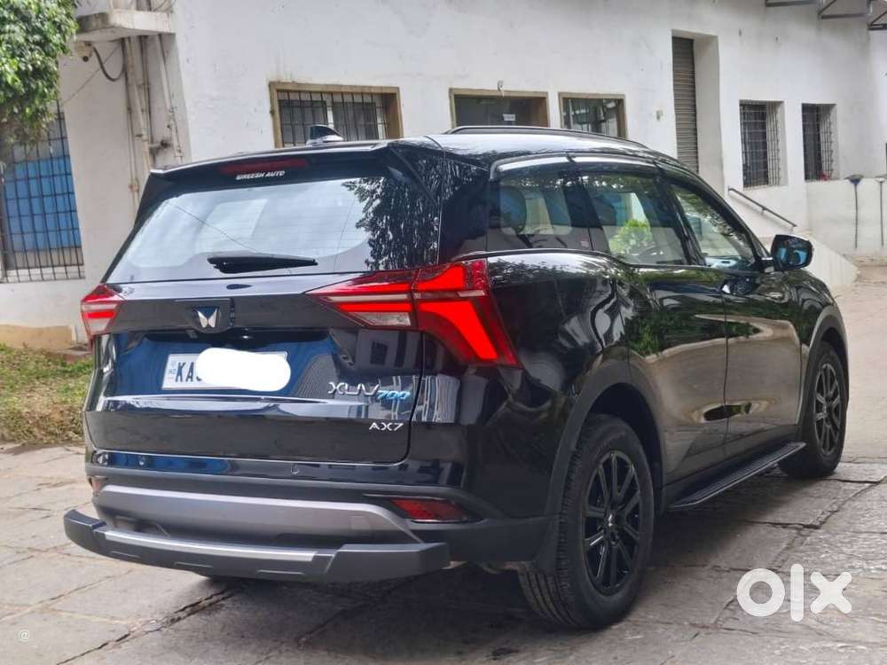 Mahindra Xuv700 2.0 Ax 7 Petrol At Str, 2024, Petrol
