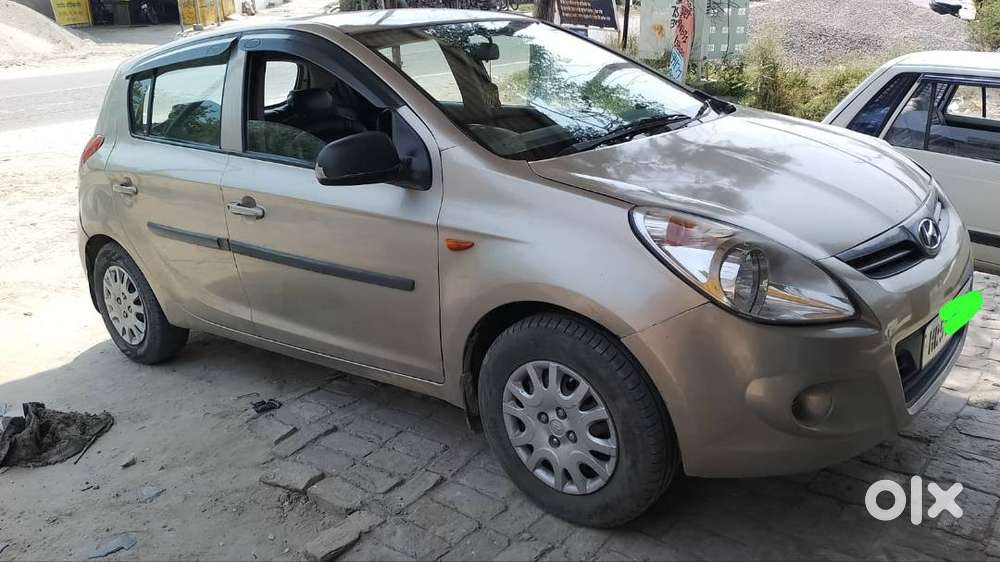 Hyundai I20 Petrol + Cng