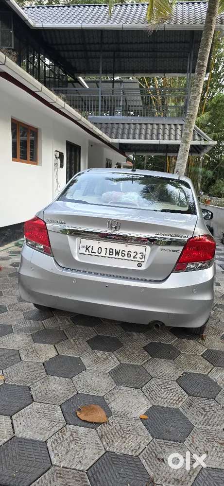 Honda Amaze 2016 Model Car