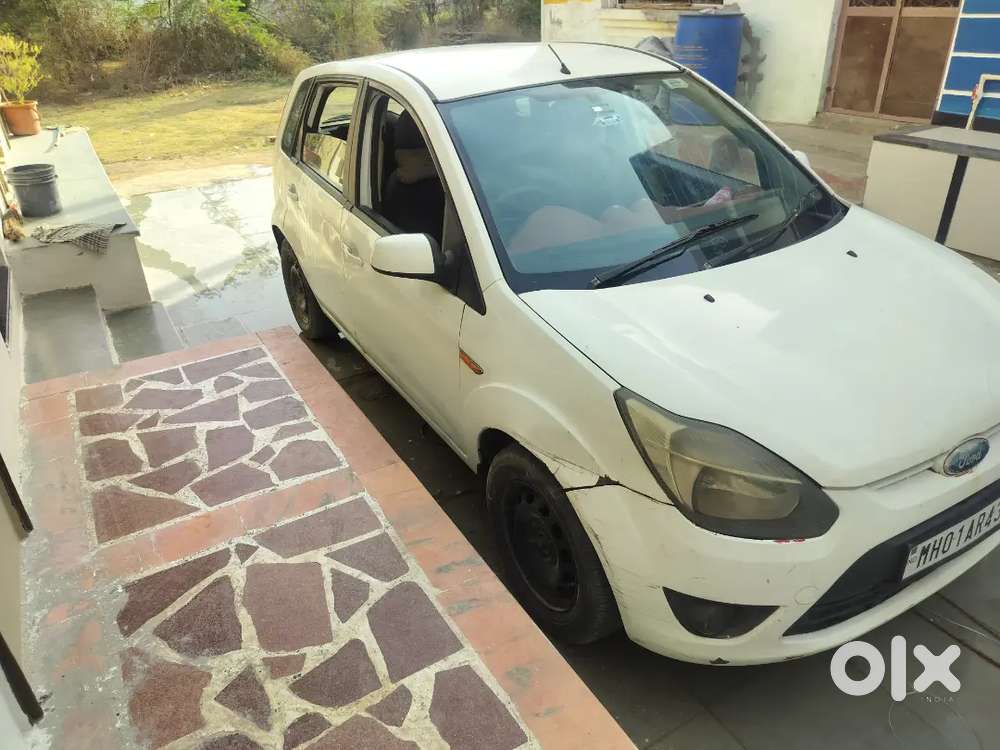 Ford Figo 2010 Petrol 49000 Km Driven