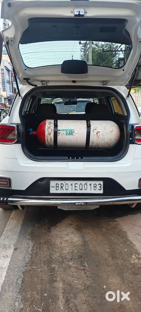 Hyundai Venue 1.2 S (o), 2020, Cng & Hybrids
