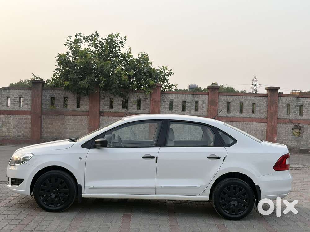 Skoda Rapid 1.6 Mpi Active, 2015, Petrol
