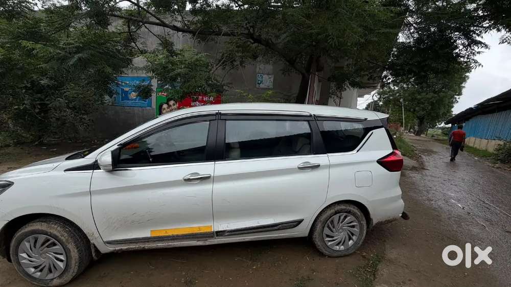 Maruti Suzuki Ertiga Vxi 2025