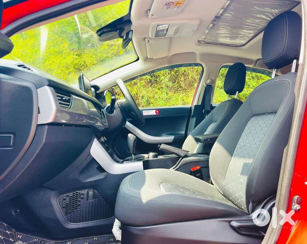 Tata Nexon 1.2 Revotron Xta, 2023, Petrol