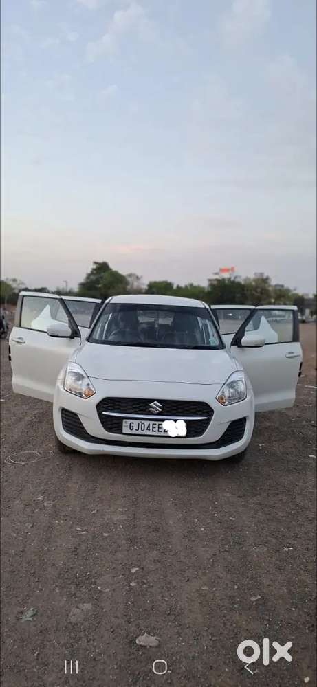 Maruti Suzuki Swift 2023 Petrol 33767 Km Driven
