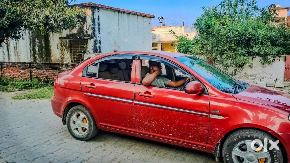Hyundai Verna 2010 Petrol 90000 Km Driven
