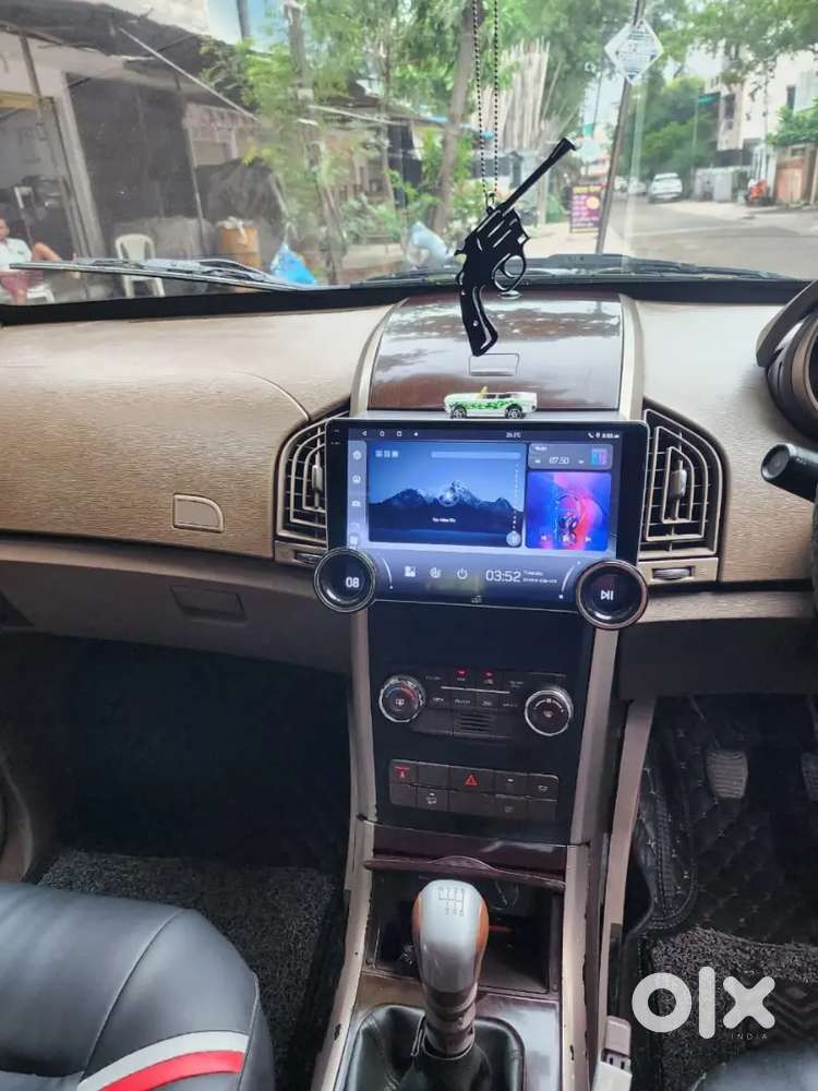 Mahindra Xuv500 2012