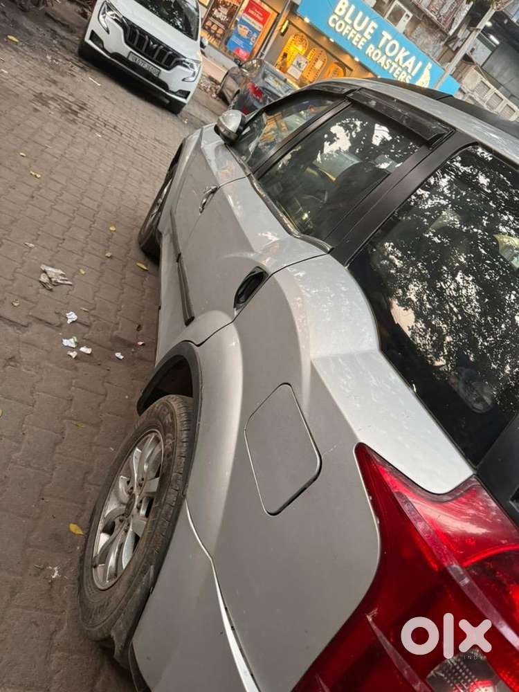 Mahindra Xuv500 2015 Diesel Well Maintained