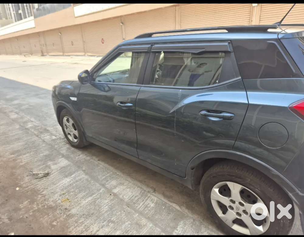 Mahindra Xuv300 2022 Diesel Well Maintained