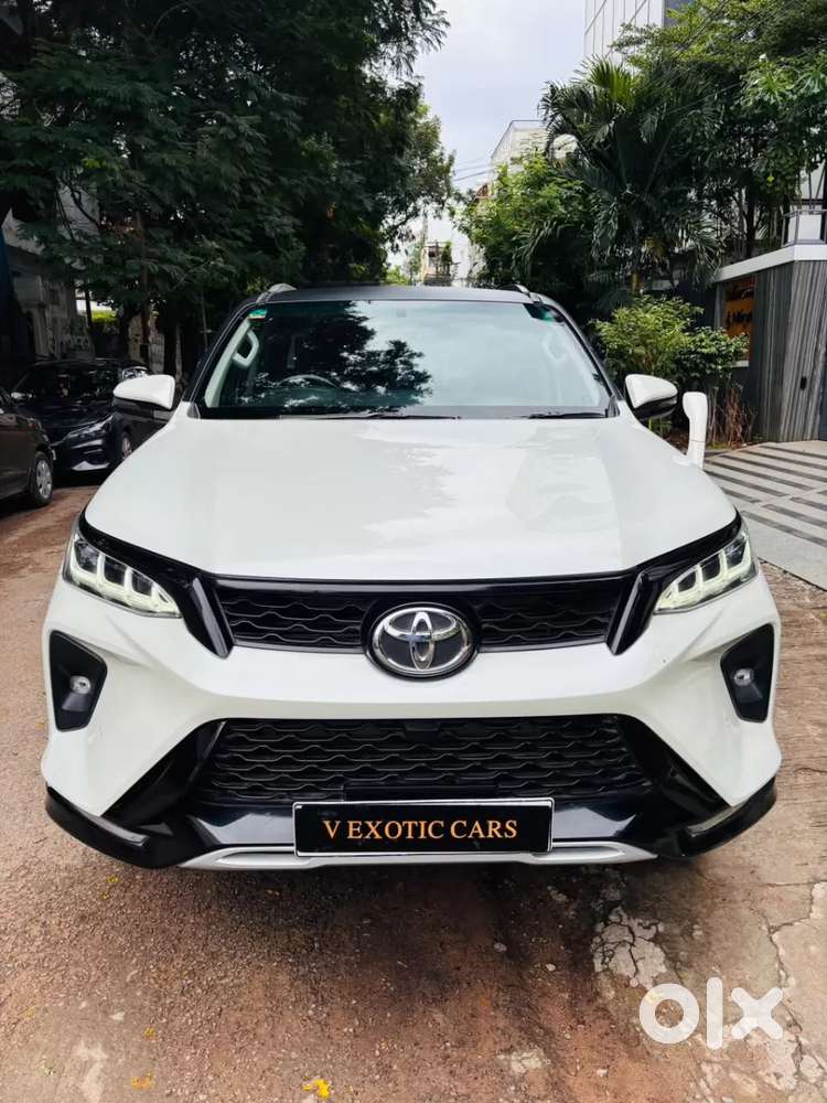 Toyota Fortuner Legender, 2021, Diesel