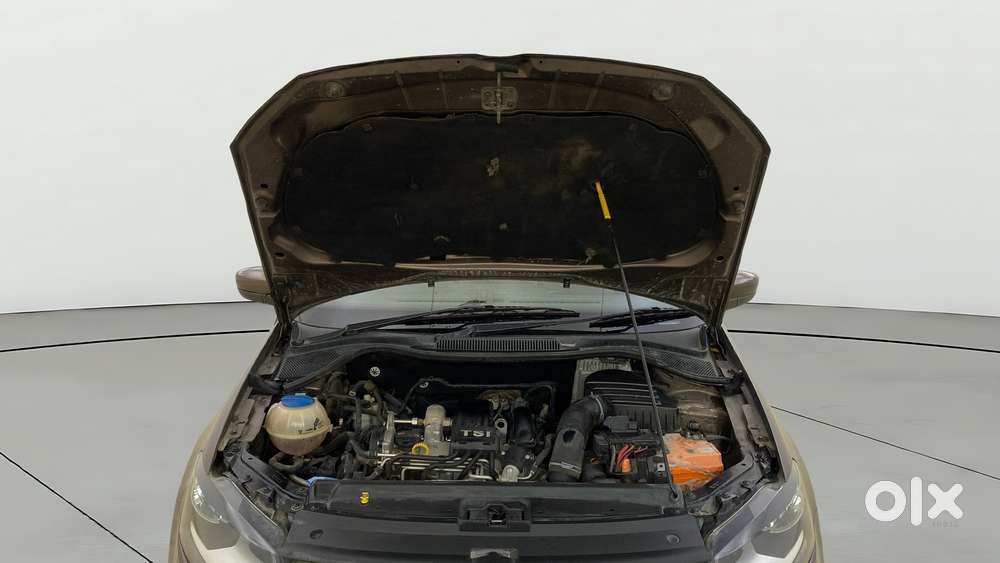 Volkswagen Vento 2010-2013 Petrol Highline At, 2014, Petrol