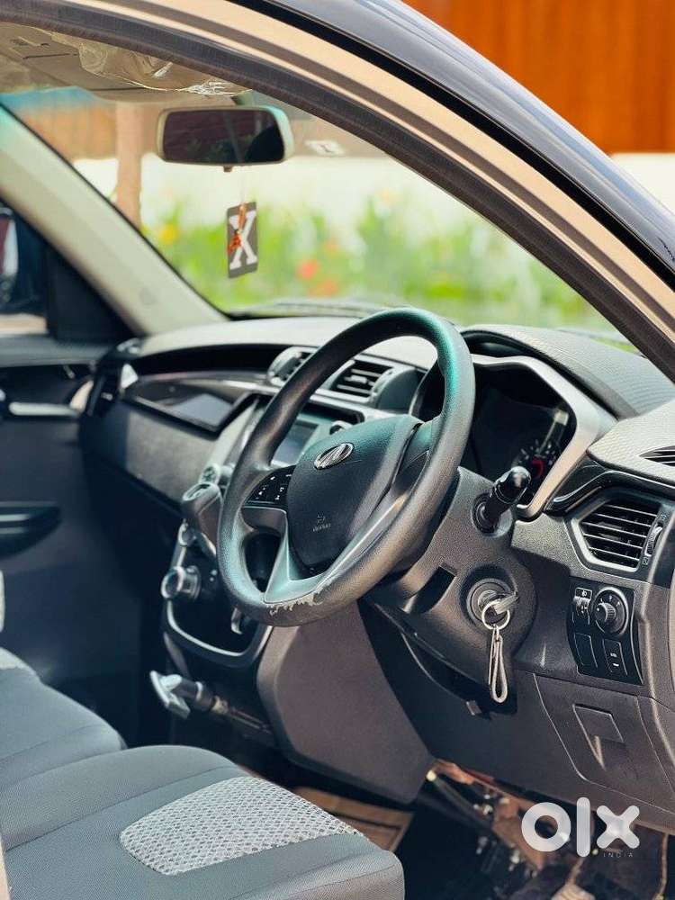 Mahindra Kuv 100, 2017, Petrol