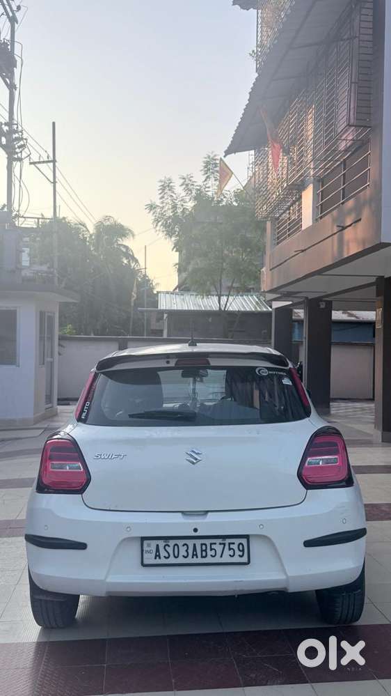 Maruti Suzuki Swift Zxi Plus, 2020, Petrol