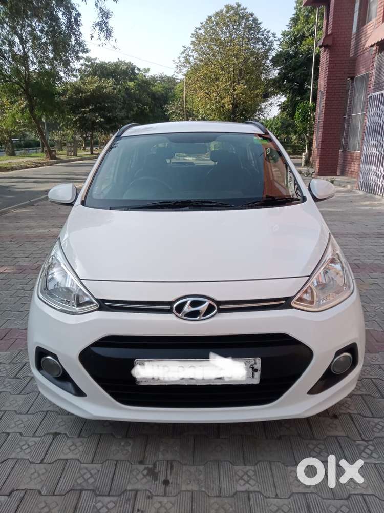 Hyundai Grand I10 1.2 Kappa Vtvt Asta (o) At, 2016, Petrol