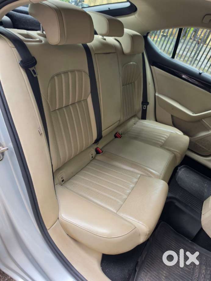 Skoda Superb 2.0 Tsi At L&k, 2022, Petrol
