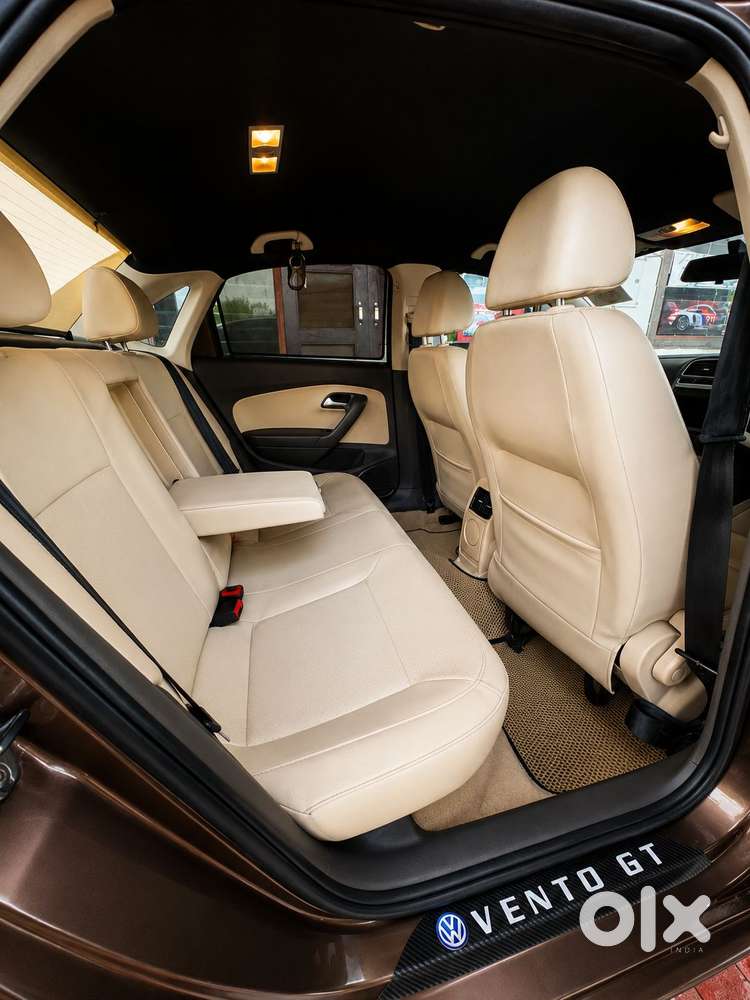 Volkswagen Vento Petrol Highline At, 2015, Petrol