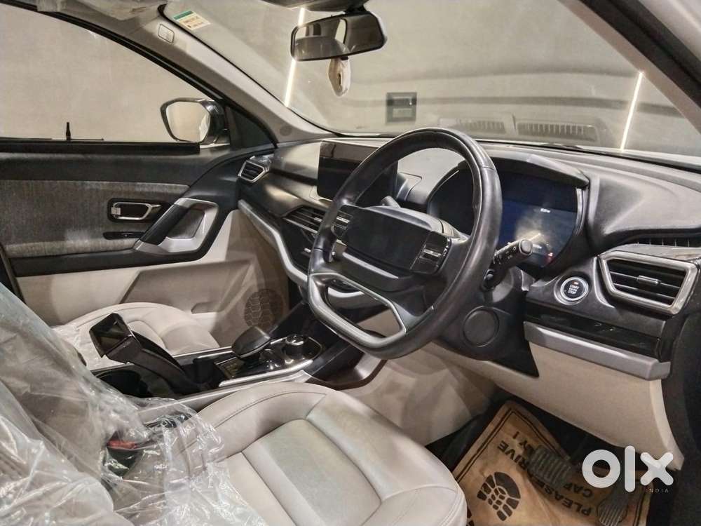 Tata Safari Pure Plus S At, 2024, Diesel