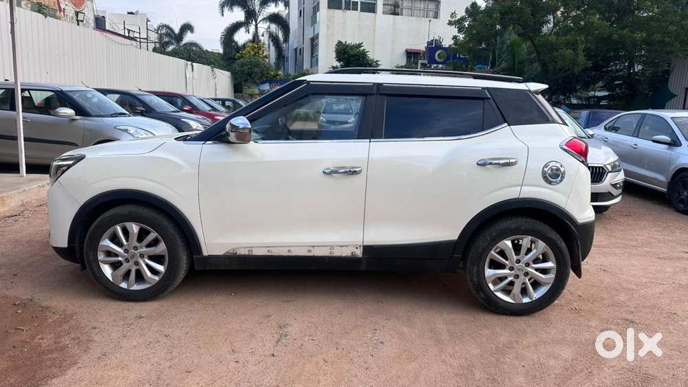 Mahindra Xuv300 W8 1.5 Diesel Dual Tone, 2019, Diesel
