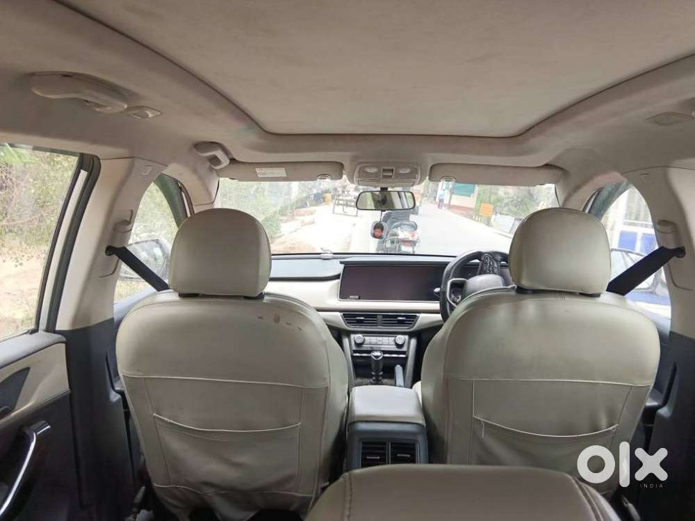 Mahindra Xuv700 2.2 Ax 3 Diesel At 5 Str, 2021, Diesel