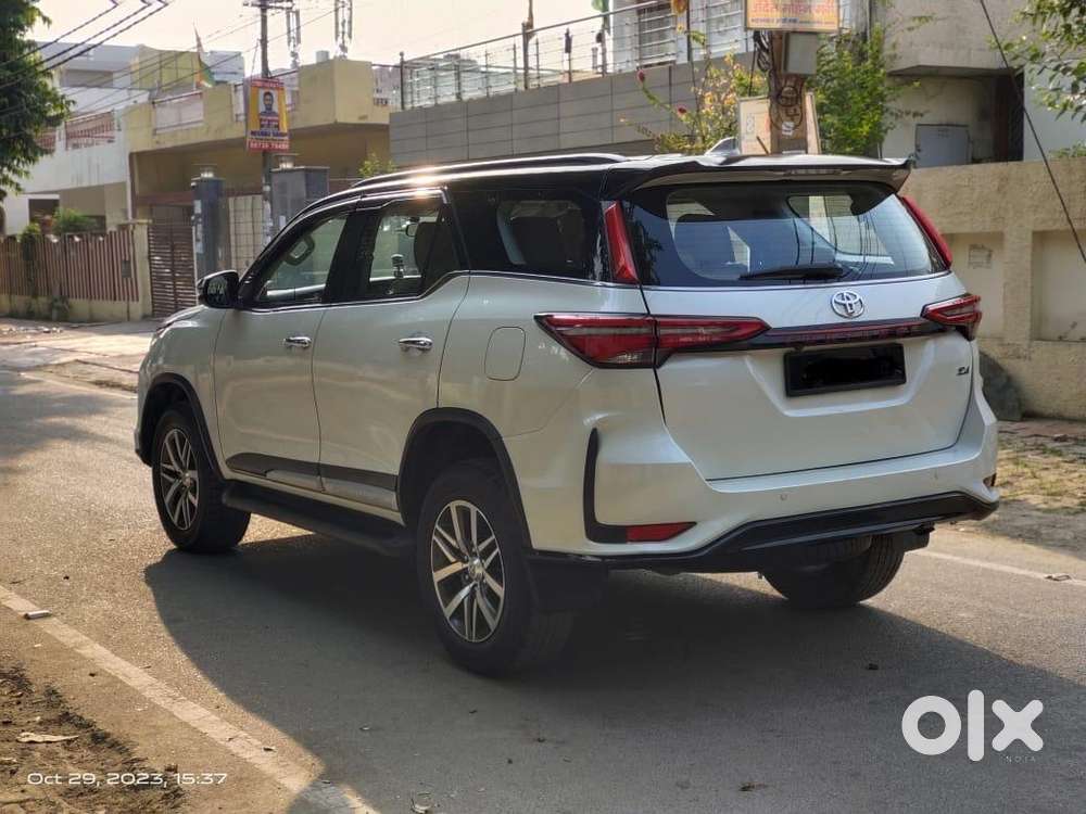 Toyota Fortuner Legender 2019