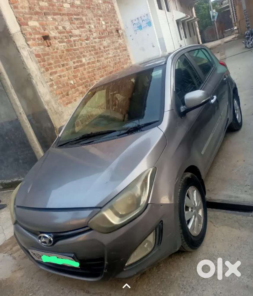 Hyundai I20 2012 Diesel 80180 Km Driven