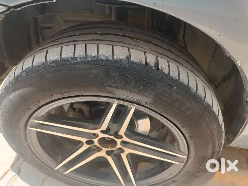 Best Condition Vehicle All Documents Complete 15inch Alloys