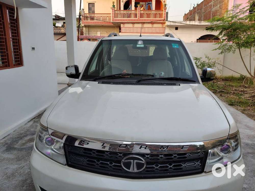 Tata Safari Storme 2017