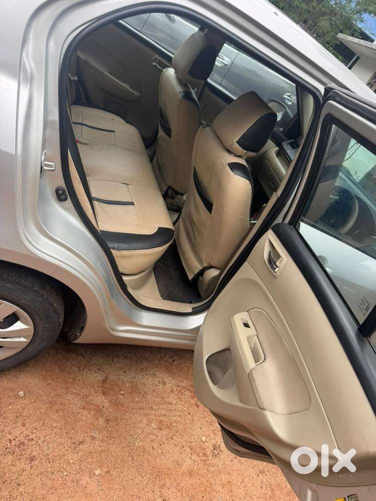 Maruti Suzuki Swift Dzire 2013 Vdi