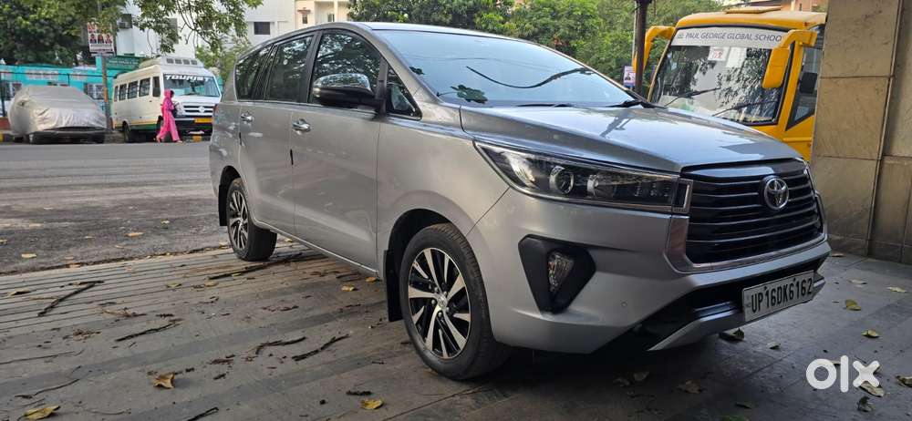 Toyota Innova Crysta [2020-ongoing] 2.7 Zx At 7 Str, 2022, Petrol