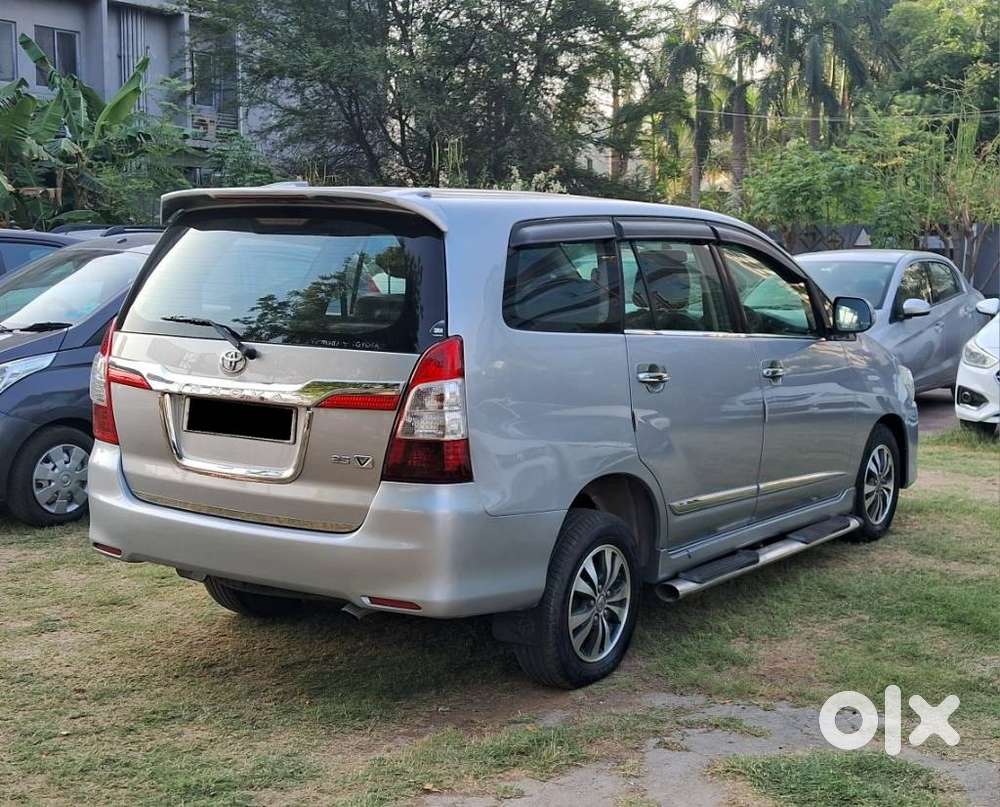 Toyota Innova 2.5 V 8 Str, 2015, Diesel