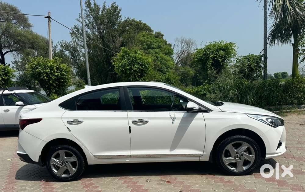 Hyundai Verna 2022 Petrol