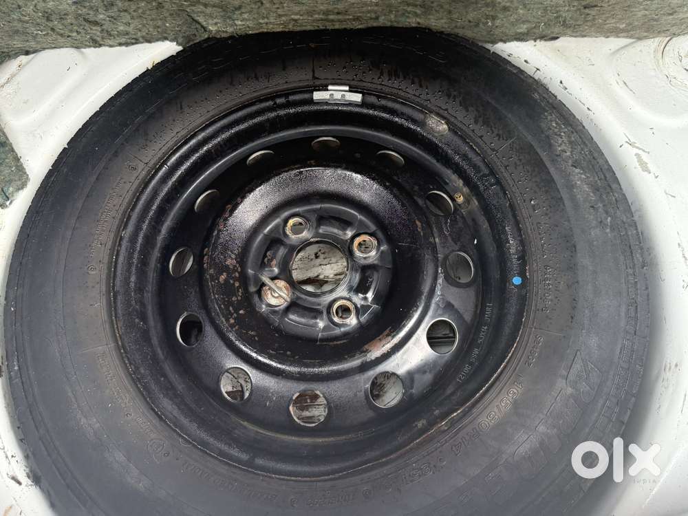 Maruti Suzuki Ritz Vxi, 2012, Petrol