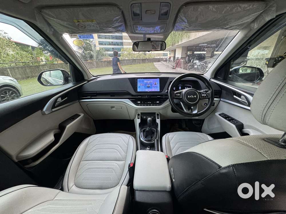 Kia Carens 1.4 Prestige Plus Turbo 7 Str, 2022, Petrol