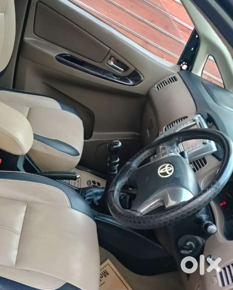 Toyota Innova 2.5 Zx Diesel 7 Seater, 2014, Diesel