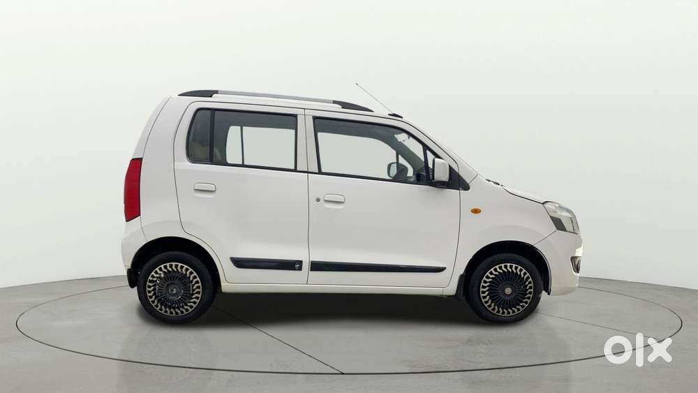 Maruti Suzuki Wagon R Amt Vxi Option, 2016, Petrol
