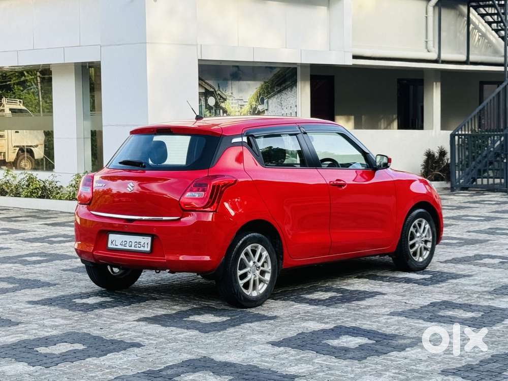 Maruti Suzuki Swift Vvt Zxi, 2018, Petrol