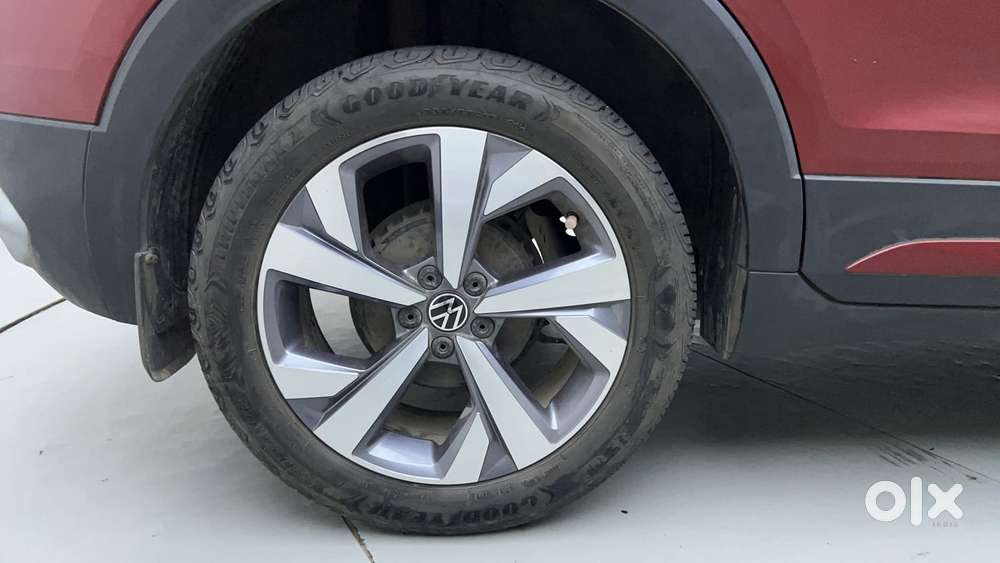 Volkswagen Taigun Topline 1.0 Tsi At (electric Seats), 2022, Petrol