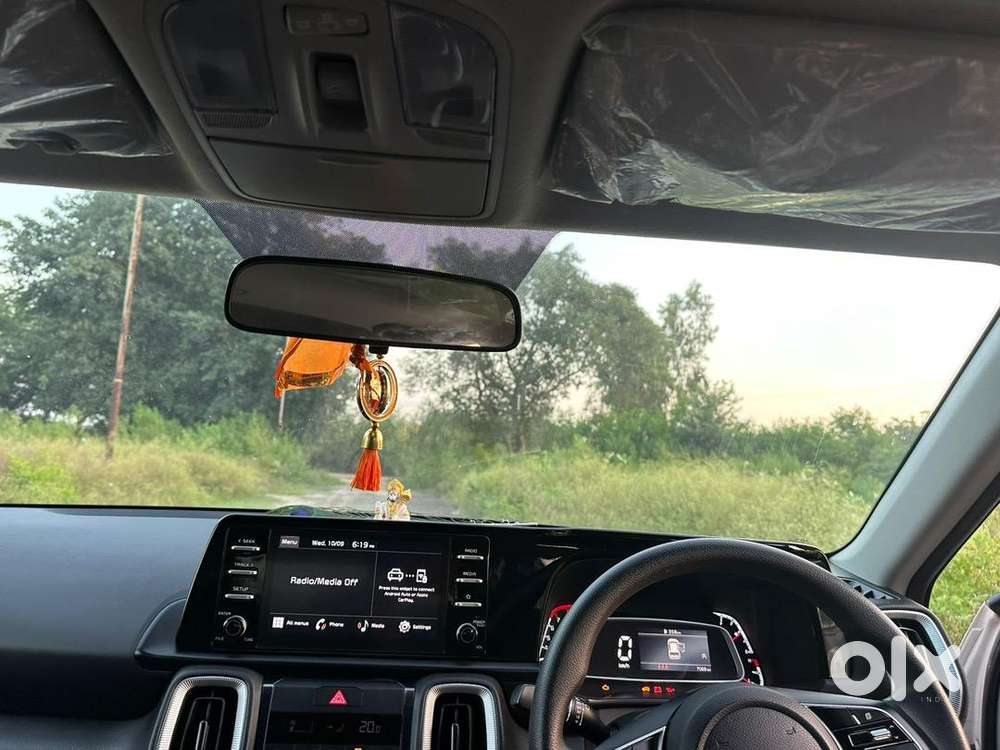 Kia Sonet 2025 Petrol Well Maintained