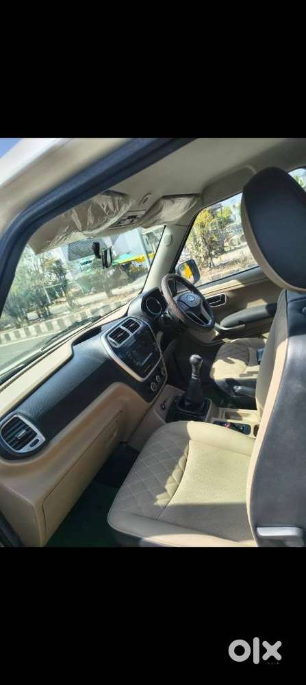 Mahindra Tuv 300 Plus P8, 2018, Diesel