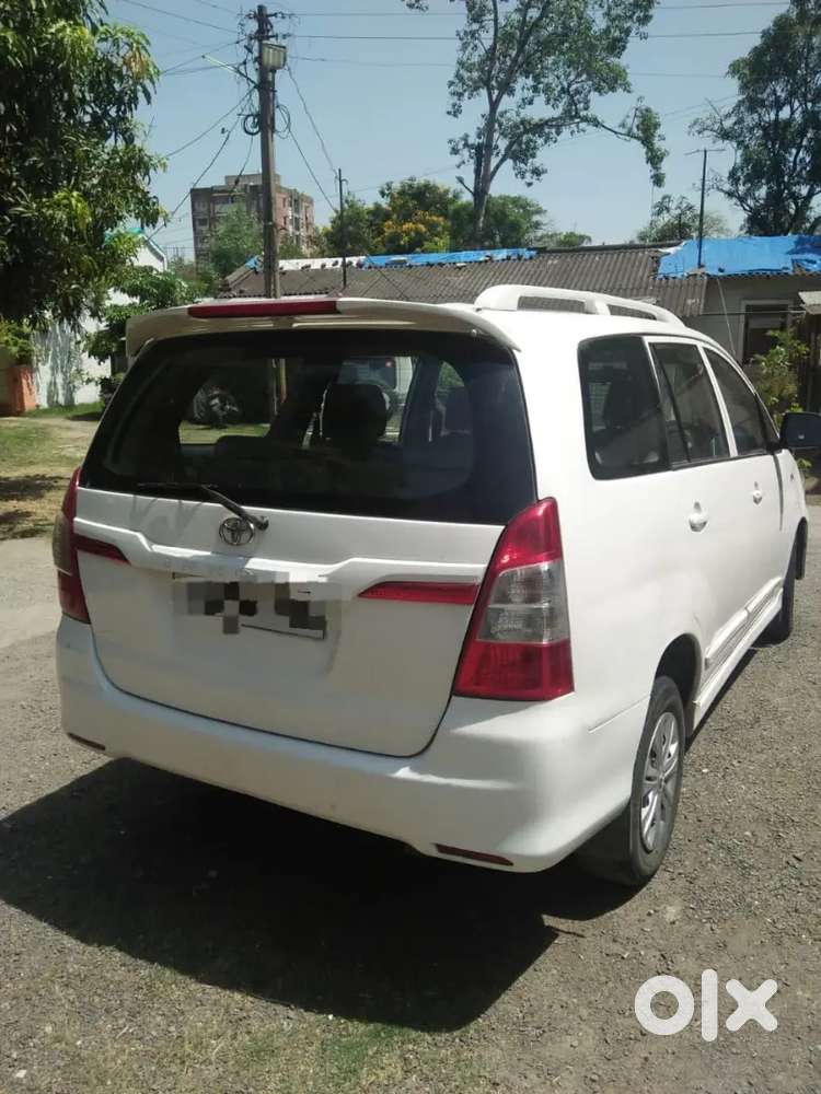 Toyota Innova G4 2015